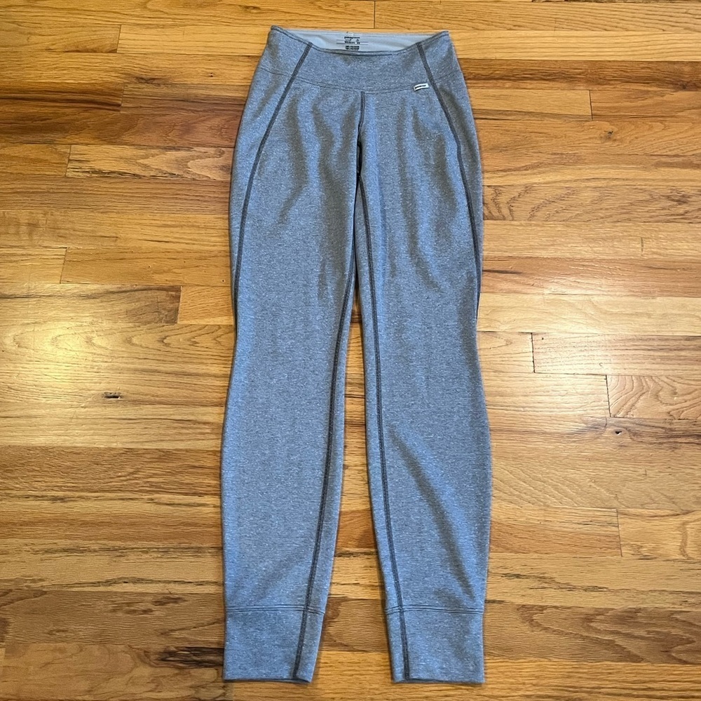 PATAGONIA Capilene Mid Weight Baselayer Leggings Pants Heathered Striped Gray XS - Picture 1 of 4